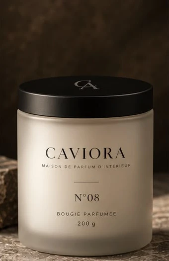 Primera edición Caviora N°08, vela con tapa negra